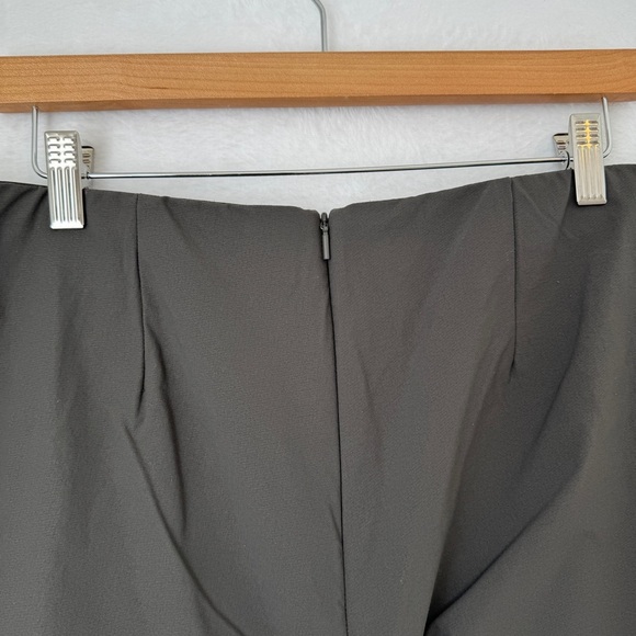 Athleta Womens Gray Wander Slim Pant Casual Back Zip Ankle Slit Size 12 - Picture 7 of 10